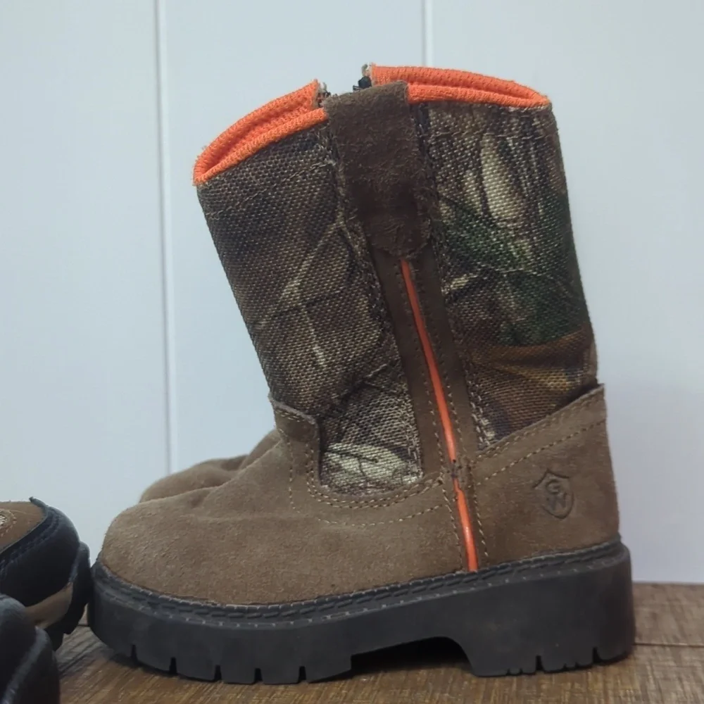Two Kids' Brown Camouflage Boots